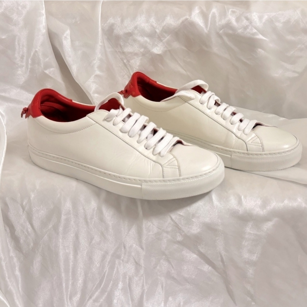Givenchy Urban Knot Sneakers - Picture 3 of 13